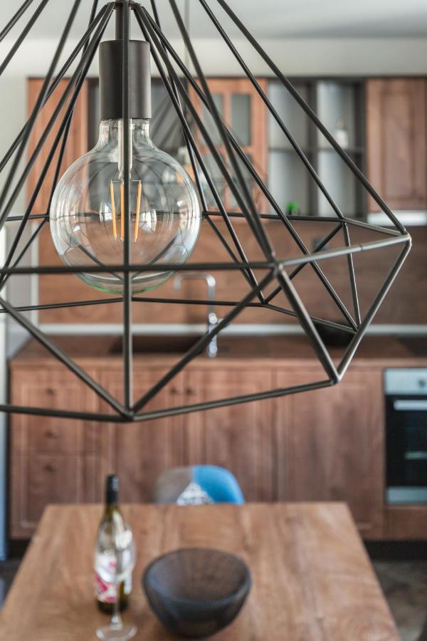 Орфеевите Песни Devin Extérieur photo