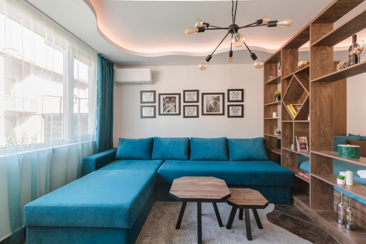 Орфеевите Песни Devin Extérieur photo